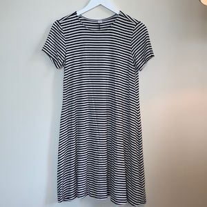 Old Navy Small Black and White Stripe Knit Dress
